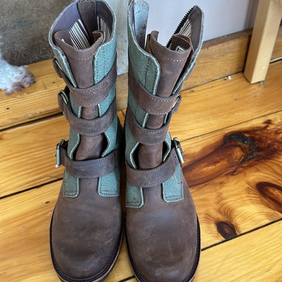 LL Bean  SZ 7.5 Combat Boots Brown Leather W Green Woven Embellishment! - Picture 7 of 9